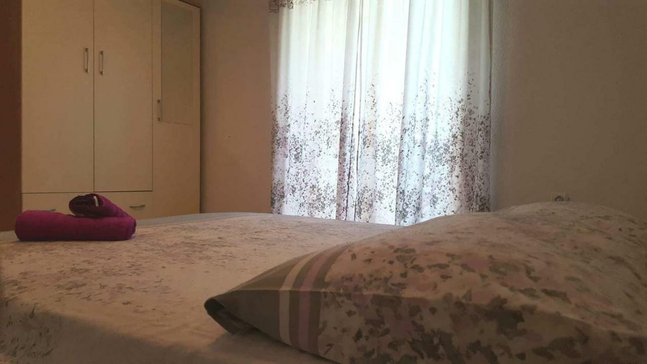 Apartment Goran & Nela อูมัค ภายนอก รูปภาพ