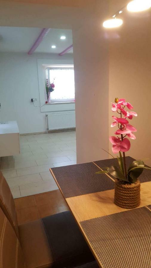 Apartment Goran & Nela อูมัค ภายนอก รูปภาพ