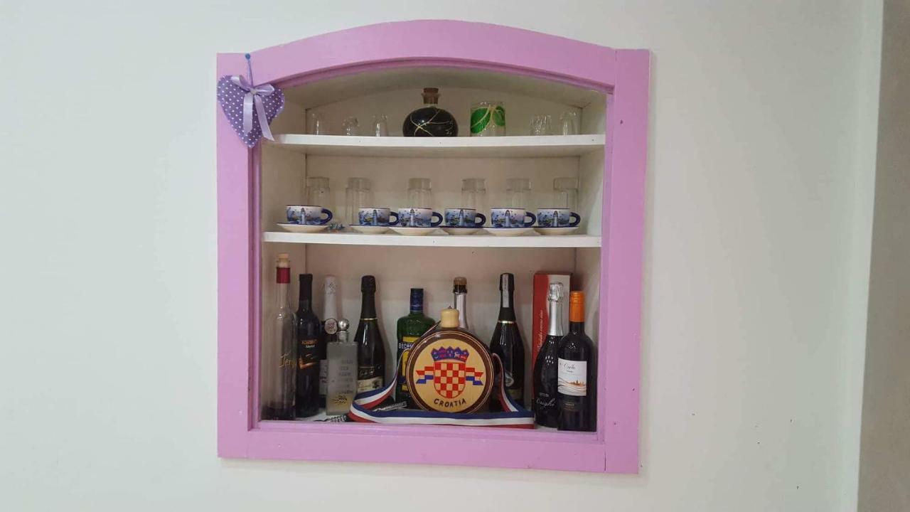 Apartment Goran & Nela อูมัค ภายนอก รูปภาพ